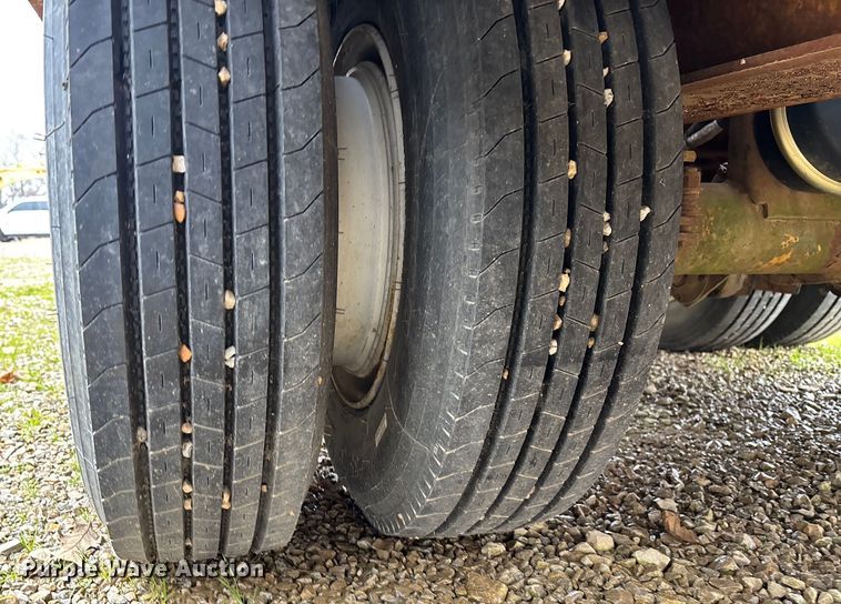 image for item EV3399 1988 Load King 202LT equipment trailer