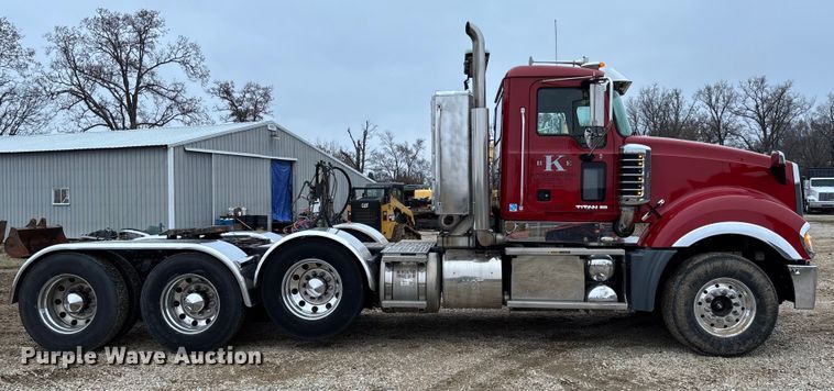 image for item EV3415 2014 Mack Titan TD713 semi truck