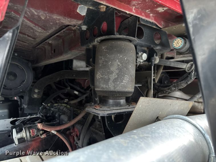 image for item EV3415 2014 Mack Titan TD713 semi truck