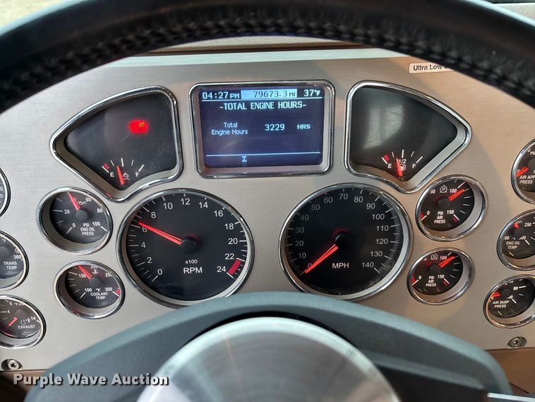 image for item EV3415 2014 Mack Titan TD713 semi truck