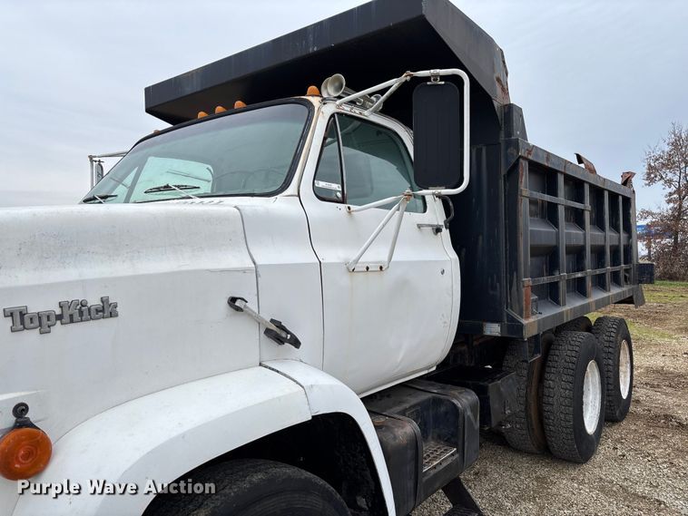image for item EV3437 1988 GMC C7 dump truck
