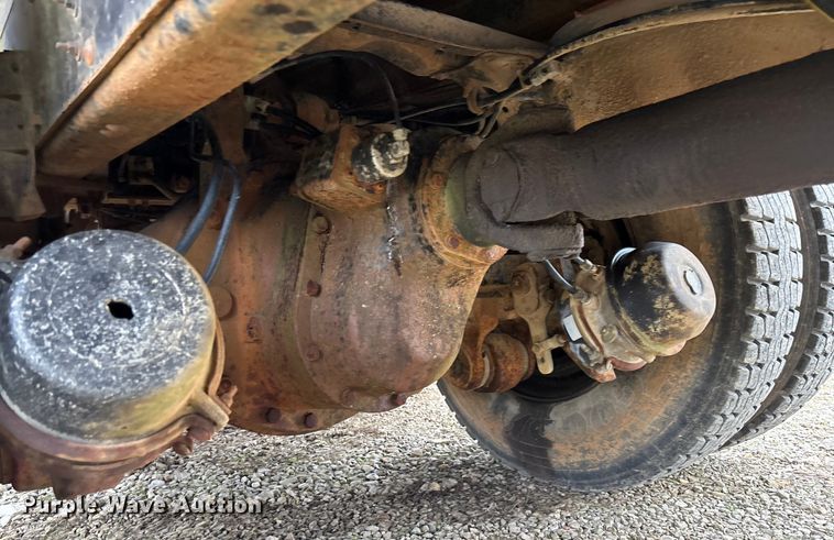 image for item EV3437 1988 GMC C7 dump truck