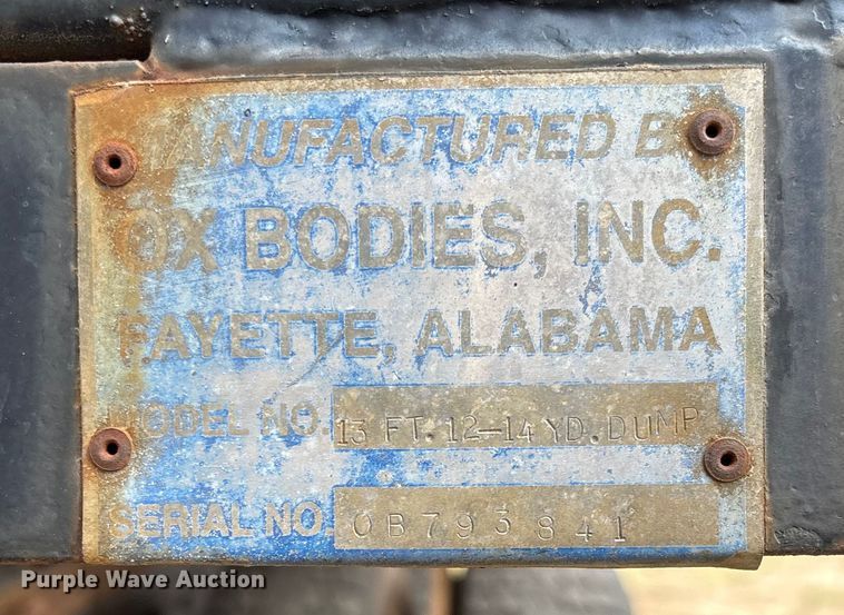 image for item EV3437 1988 GMC C7 dump truck