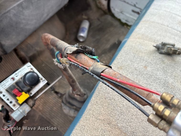 image for item EV3437 1988 GMC C7 dump truck