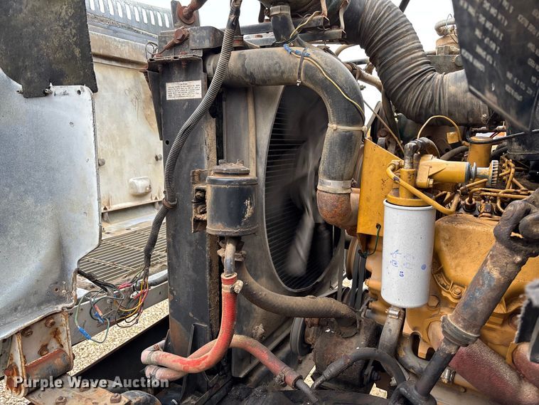 image for item EV3437 1988 GMC C7 dump truck