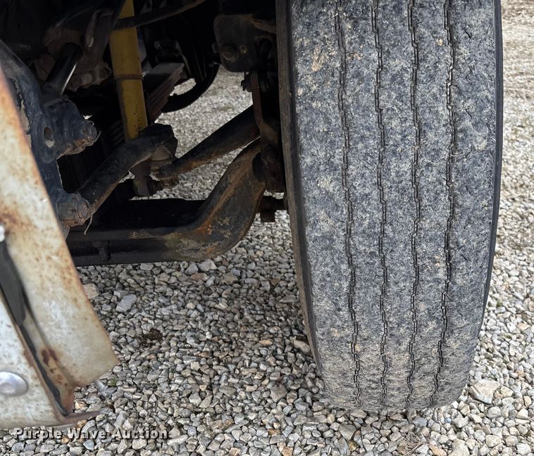 image for item EV3437 1988 GMC C7 dump truck