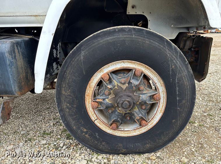 image for item EV3437 1988 GMC C7 dump truck