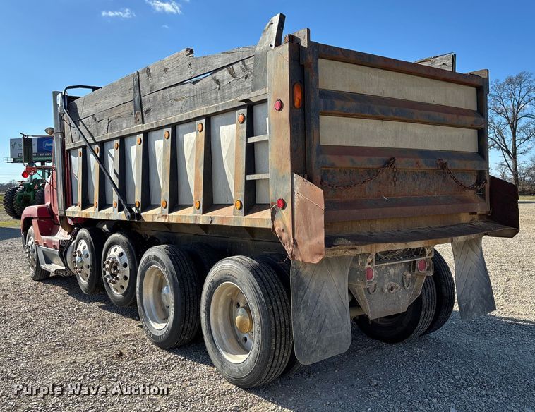 image for item EV3470 1990 Freightliner USF-1E dump truck
