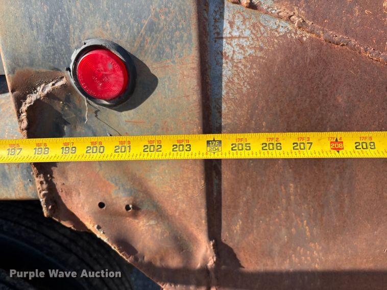 image for item EV3470 1990 Freightliner USF-1E dump truck