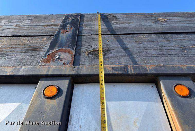 image for item EV3470 1990 Freightliner USF-1E dump truck