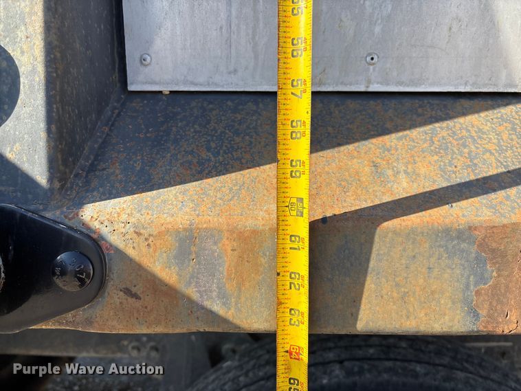 image for item EV3470 1990 Freightliner USF-1E dump truck