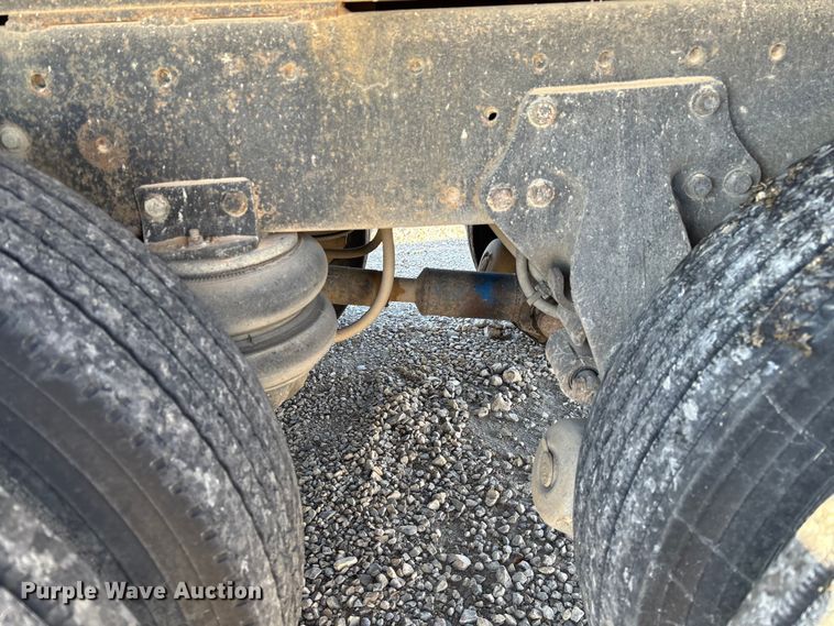 image for item EV3470 1990 Freightliner USF-1E dump truck