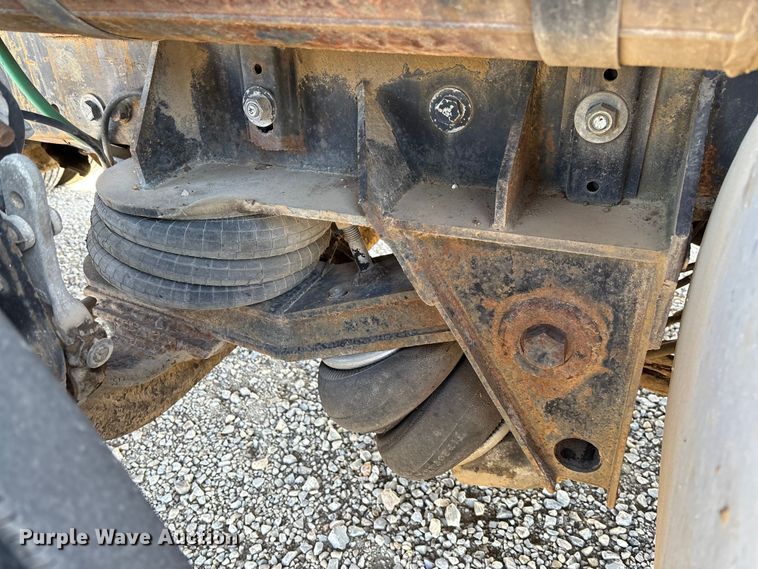 image for item EV3470 1990 Freightliner USF-1E dump truck