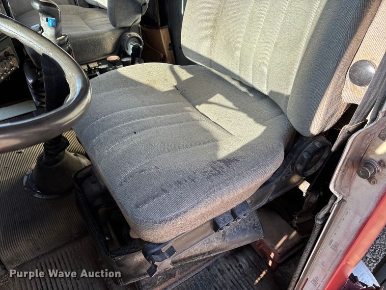 image for item EV3470 1990 Freightliner USF-1E dump truck