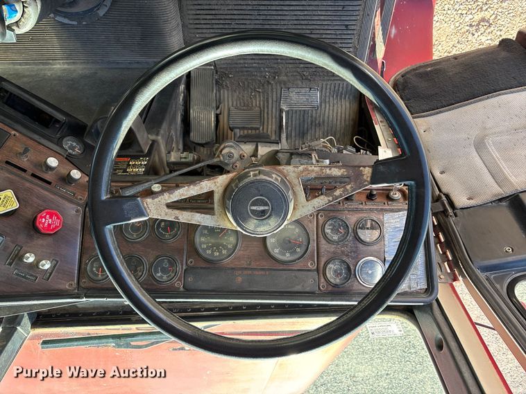 image for item EV3470 1990 Freightliner USF-1E dump truck