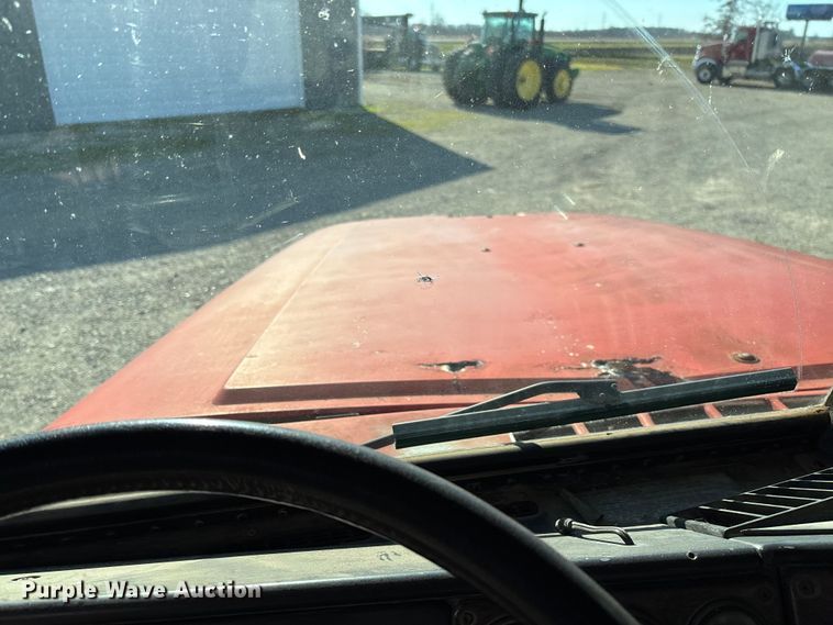 image for item EV3470 1990 Freightliner USF-1E dump truck