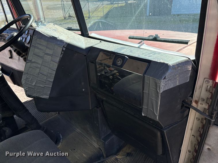 image for item EV3470 1990 Freightliner USF-1E dump truck