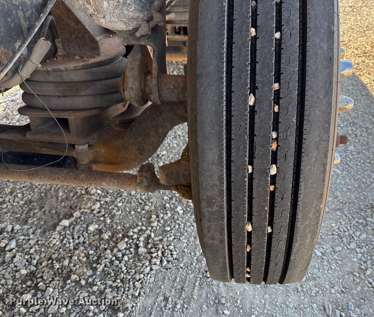 image for item EV3470 1990 Freightliner USF-1E dump truck