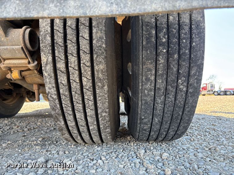 image for item EV3470 1990 Freightliner USF-1E dump truck