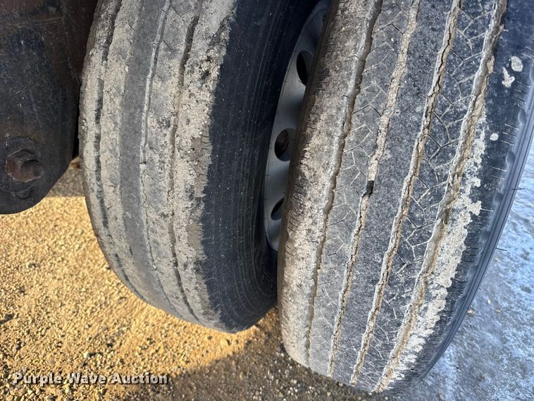 image for item FB0485 2010 Timpte, Inc grain trailer