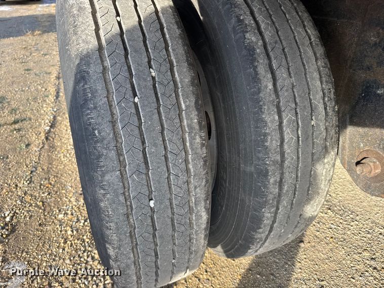 image for item FB0485 2010 Timpte, Inc grain trailer