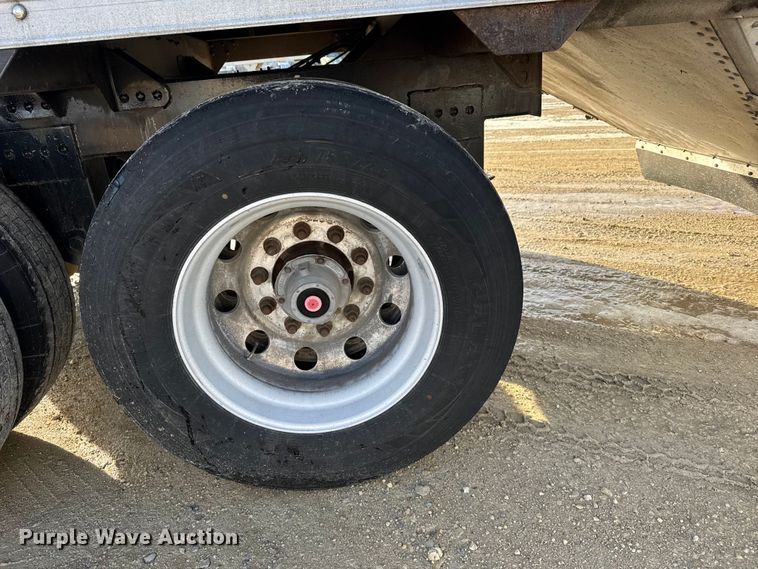 image for item FB0486 2009 Timpte, Inc grain trailer