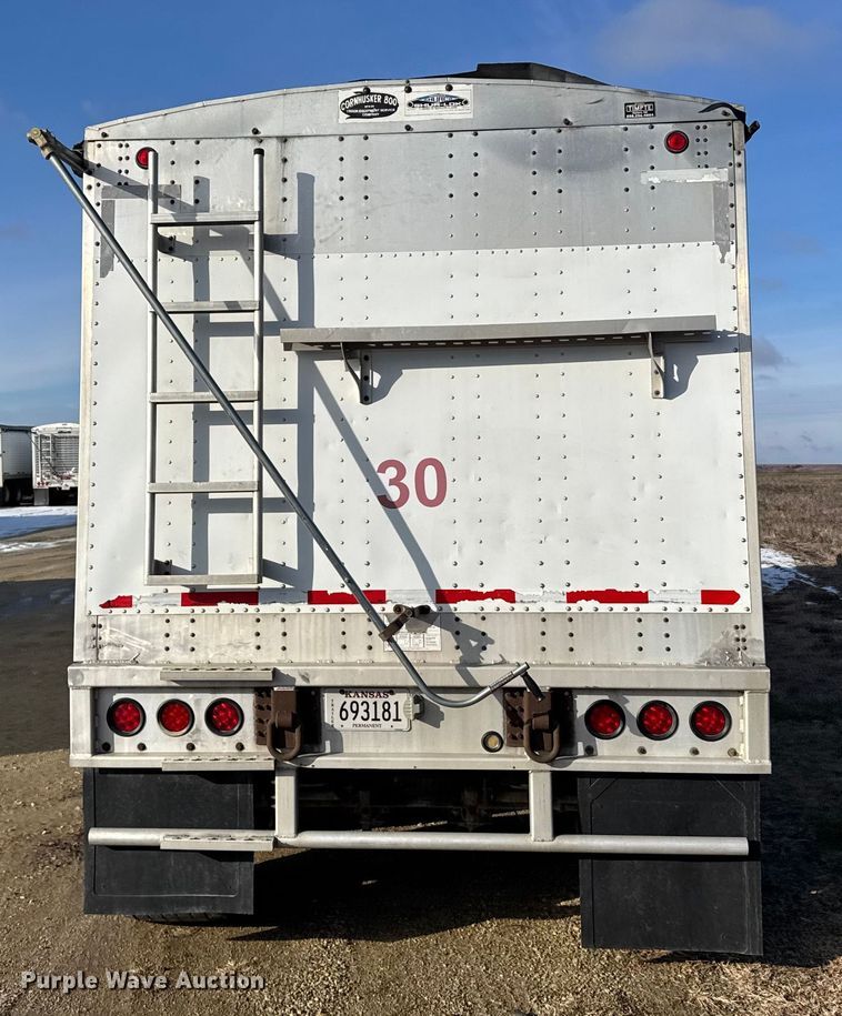 image for item FB0487 2013 Cornhusker grain trailer