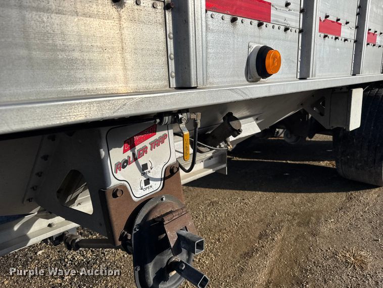 image for item FB0487 2013 Cornhusker grain trailer