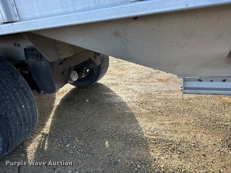 image for item FB0487 2013 Cornhusker grain trailer