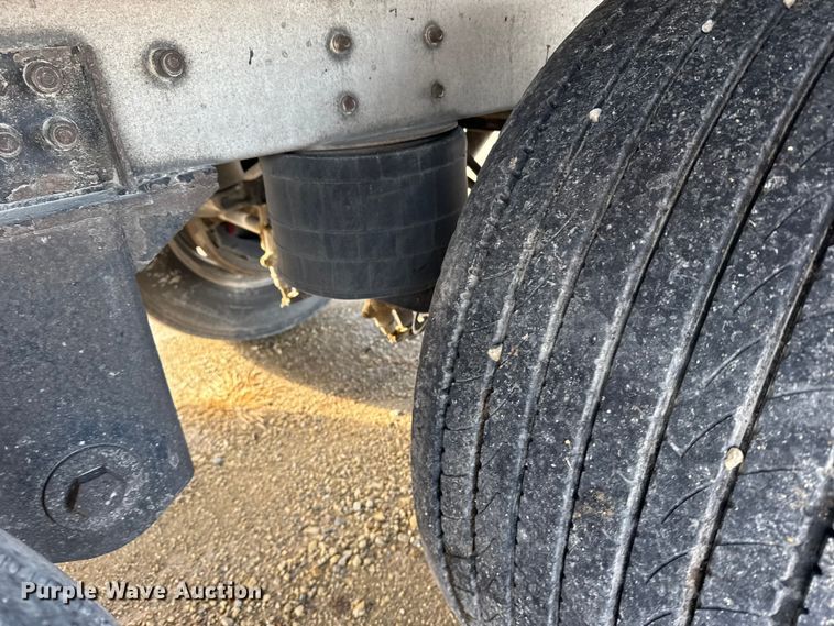 image for item FB0487 2013 Cornhusker grain trailer