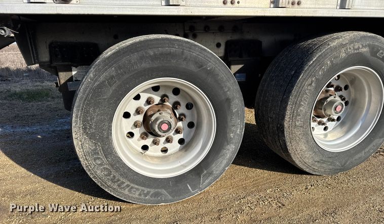 image for item FB0487 2013 Cornhusker grain trailer