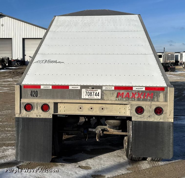 image for item FB0488 2019 Maxxim Sand trailer  bottom dump trailer