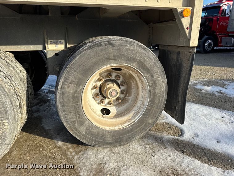 image for item FB0488 2019 Maxxim Sand trailer  bottom dump trailer
