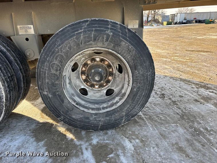 image for item FB0488 2019 Maxxim Sand trailer  bottom dump trailer