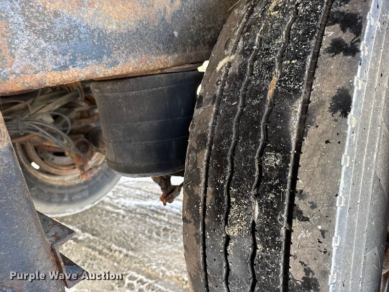 image for item FB0489 2010 Timpte, Inc grain trailer