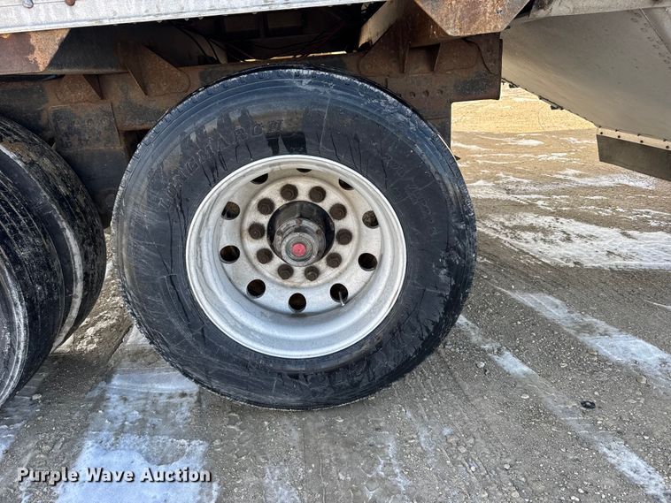 image for item FB0489 2010 Timpte, Inc grain trailer