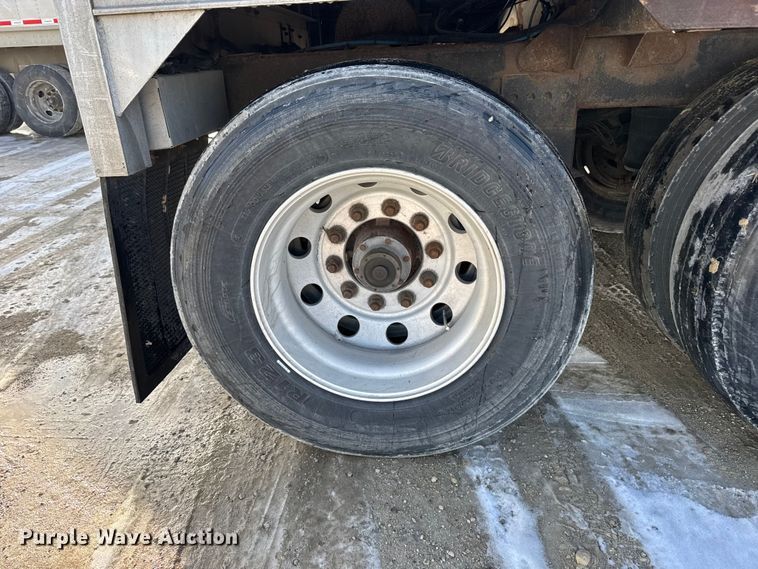 image for item FB0489 2010 Timpte, Inc grain trailer