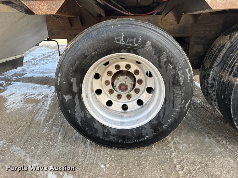 image for item FB0489 2010 Timpte, Inc grain trailer