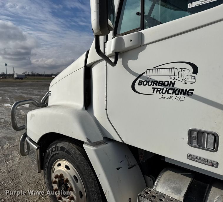 image for item FB0491 1999 Freightliner Century Class semi truck