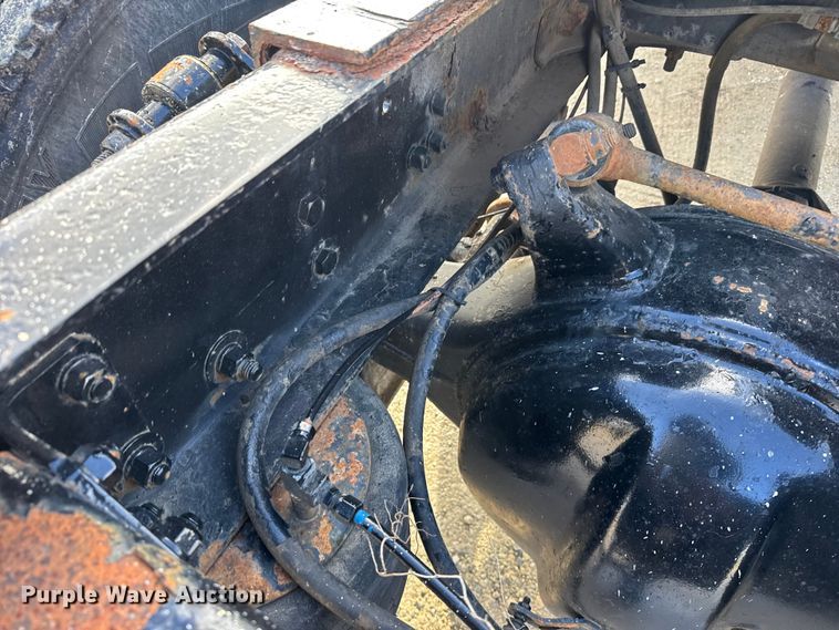 image for item FB0491 1999 Freightliner Century Class semi truck