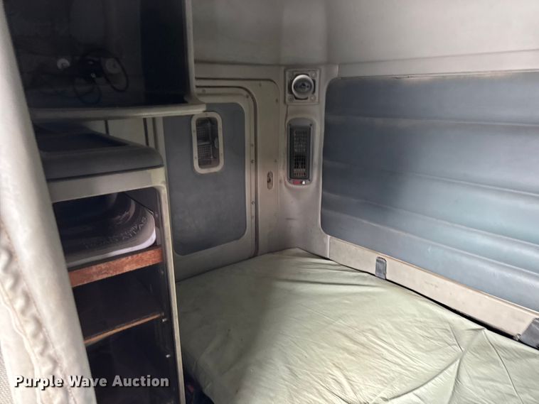 image for item FB0491 1999 Freightliner Century Class semi truck