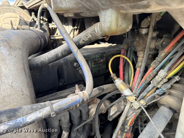 image for item FB0491 1999 Freightliner Century Class semi truck