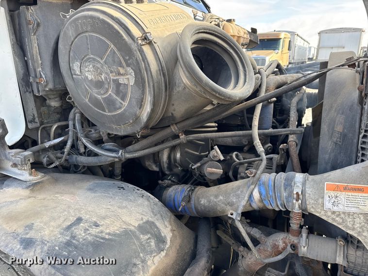 image for item FB0491 1999 Freightliner Century Class semi truck