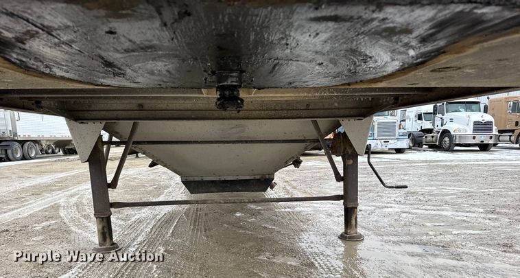 image for item FB0493 2008 Timpte, Inc grain trailer
