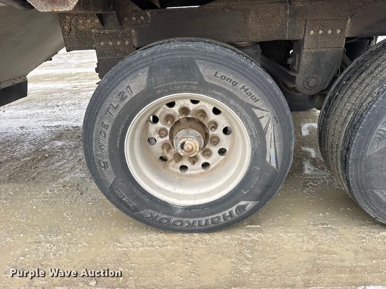 image for item FB0493 2008 Timpte, Inc grain trailer