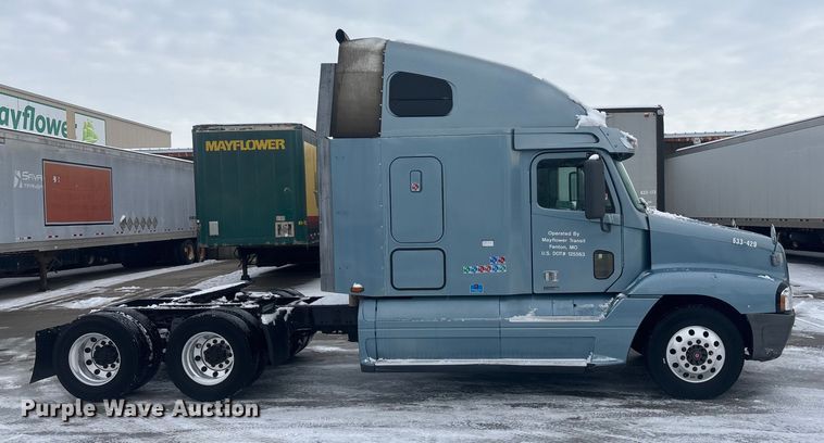 CAMIóN CAMAROTE 2009 FREIGHTLINER