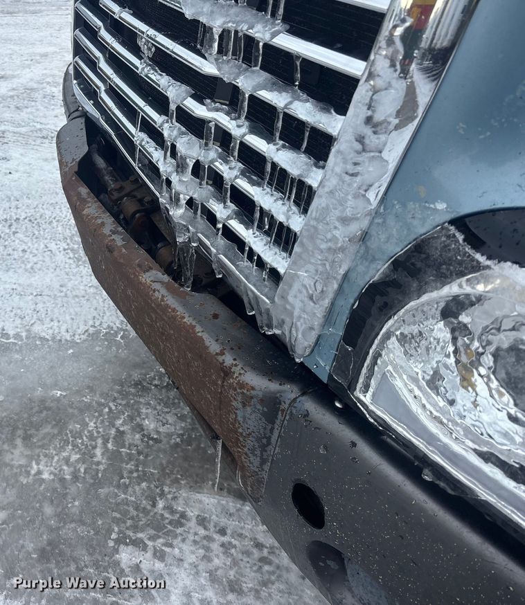 image for item FG1503 2009 Freightliner CST120 semi truck