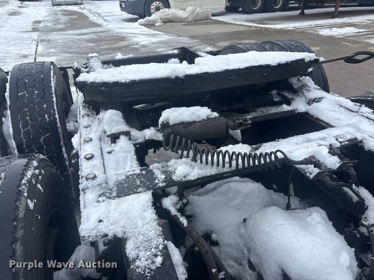 image for item FG1503 2009 Freightliner CST120 semi truck