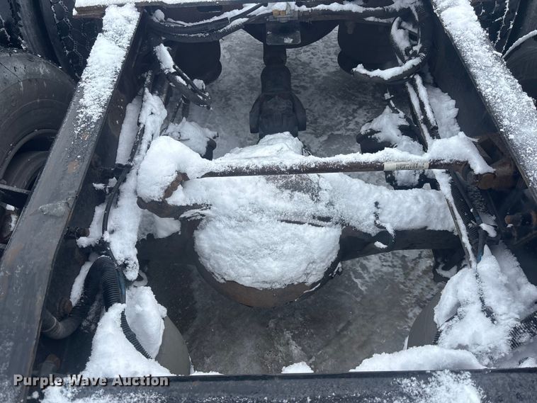 image for item FG1503 2009 Freightliner CST120 semi truck