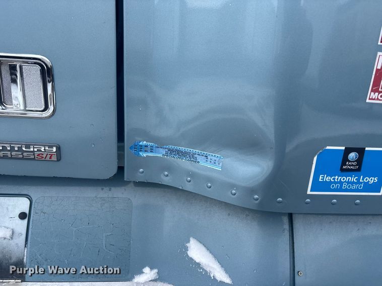 image for item FG1503 2009 Freightliner CST120 semi truck